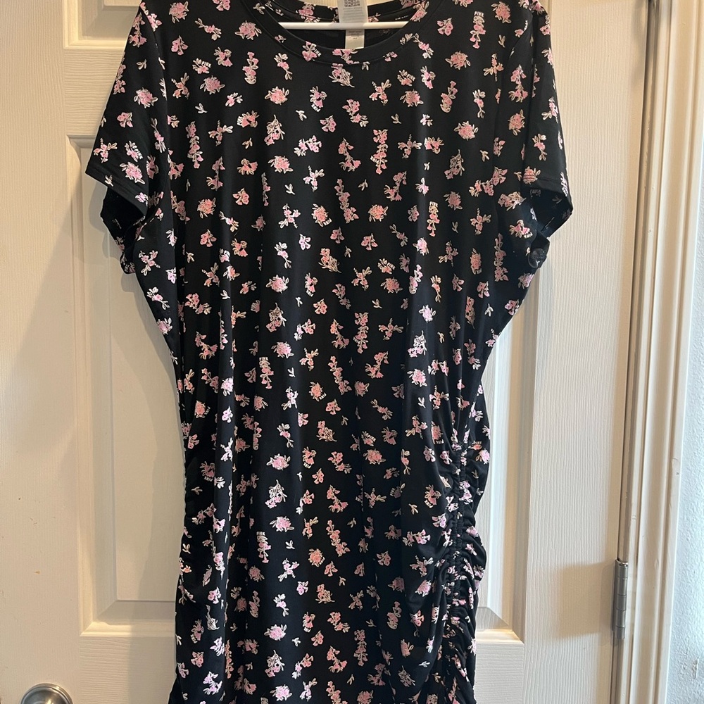 Pink. Victoria’s Secret dress. Black with pink and white flowers. Ruched sides.